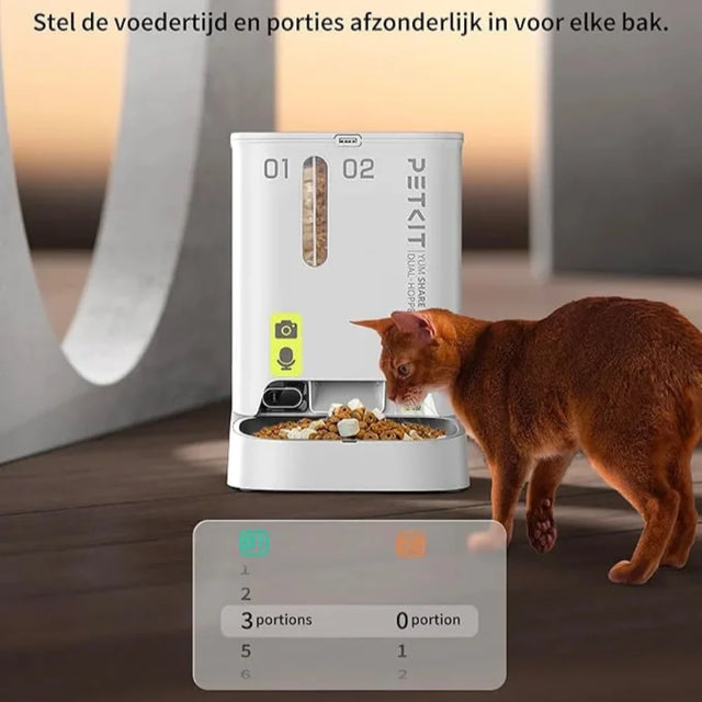 een automatische voerbak voor 2 katten heeft een dubbel doseersysteem. gemaakt door petkit, genaamd yumshare dual